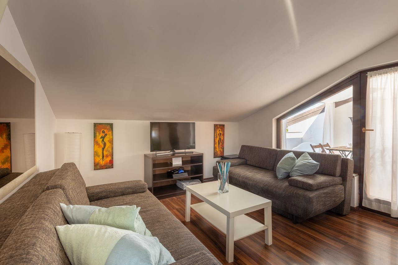 Apartments Michelle Умаг Екстериор снимка